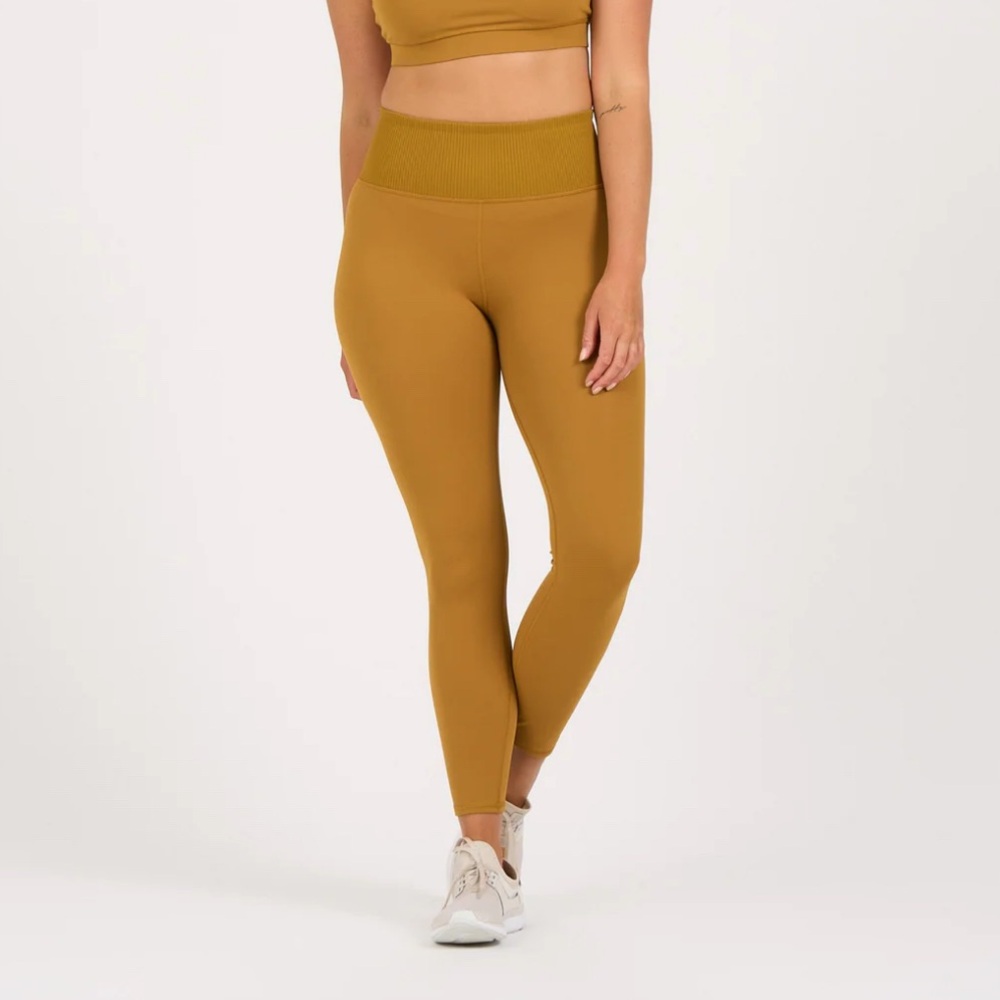 NWT Vuori Rib Studio Leggings - Dark Golden Sz Small